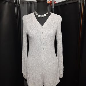 Forever 21 Gray Knit Long Sleeve Romper Women's Size L Sleepwear Casual Lounge